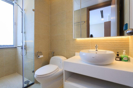 scaled_IMG_20230321_151430.jpg Căn hộ Vinhomes Central Park hướng Đông Bắc, diện tích 71.7m²