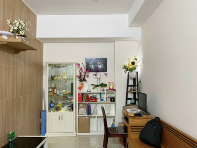 Căn hộ SGC Nguyễn Cửu Vân tầng 4 thiết kế hiện đại, bàn giao đầy đủ nội thất.