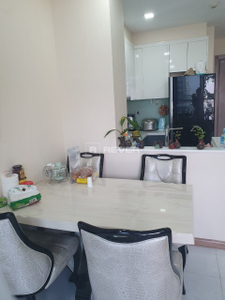 z4392444451802_f635c5cb28c4f6db5eb74a4c49ca2d6f.jpg Căn hộ Vinhomes Central Park đầy đủ nội thất diện tích 52.7m²