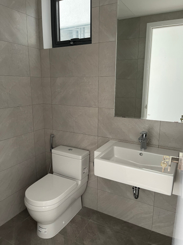  Căn hộ D'Lusso hướng ban công tây nam nội thất cơ bản diện tích 79.1m²