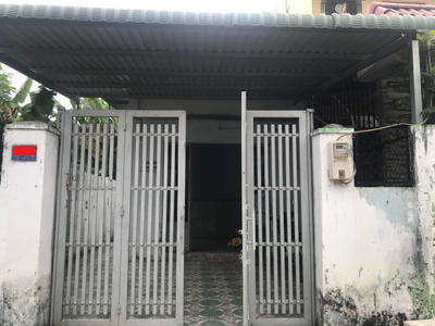 Nhà phố Quận 9 Nhà cấp 4 và đất nền diện tích 69.5m2 có sổ hồng riêng, bàn giao trong ngày.