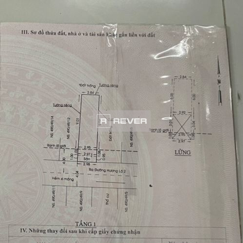  Nhà phố có cửa chính hướng Tây Nam, khu dân cư hiện hữu.