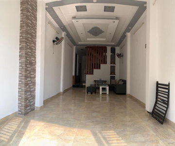 Nhà phố Quận Gò Vấp Nhà phố thiết kế 1 trệt, 1 lầu kiên cố, cửa hướng Tây đón nắng ấm.