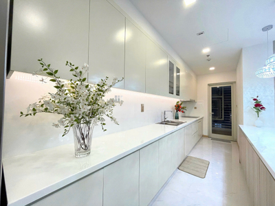 IMG_7592.JPG Quản lý 100% giỏ hàng mua bán giá tốt tại Vinhomes Central Park (1-2-3-4 PN, Penthouse, LM81). LH 0768892255