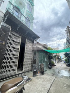  Nhà mới có 2 mặt hẻm xe hơi đường Chiến Lược, diện tích đất 59.5m2.