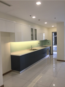  Căn hộ Vinhomes Central Park nội thất cơ bản diện tích 114.5m².