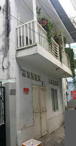 Nhà phố Quận Tân Bình Nhà phố thiết kế 1 trệt và 1 lầu, căn bìa hẻm thông xe ba gác đường Hồng Lạc.