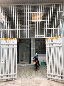 Nhà phố Quận 9 Nhà phố thiết kế 1 trệt, 1 lửng diện tích 58.2m2, cửa hướng Đông Nam.