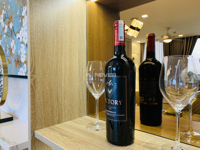  Căn hộ Vinhomes Golden River đầy đủ nội thất diện tích 121.8m²