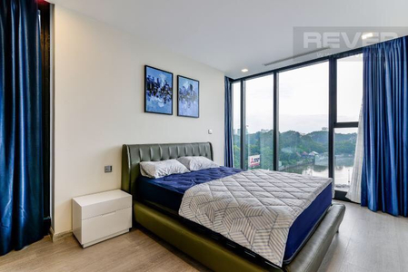  Căn hộ Vinhomes Golden River tầng thấp, tháp A1, 3 phòng ngủ, full nội thất