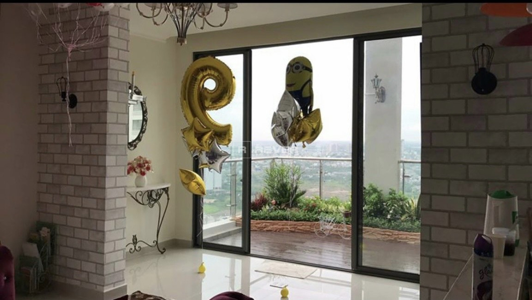 Căn hộ Masteri Thảo Điền sky garden, có sân vườn, diện tích 143m²