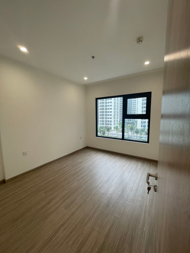 Căn hộ Vinhomes Grand Park, Quận 9 Căn hộ Vinhomes Grand Park view đón gió mát, nội thất cơ bản.