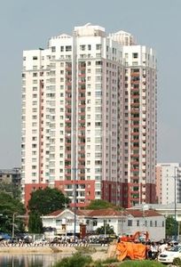  Căn hộ Khu chung cư Phúc Thịnh hướng ban công tây nội thất cơ bản diện tích 65m².