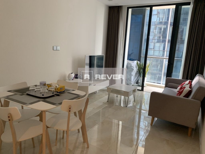  Căn hộ Vinhomes Golden River đầy đủ nội thất diện tích 50m².