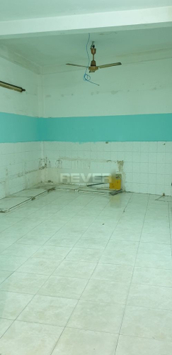 Nhà phố Quận 4 Nhà phố có cửa hướng Đông Nam mát mẻ, diện tích nhà 90m2.