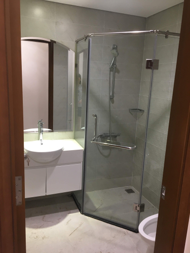 3866A737-CF1B-41D4-8D5B-2D35C1BA116B-53394-00000934E78A0C2F.jpg Căn hộ Vinhomes Central Park hướng ban công đông bắc đầy đủ nội thất diện tích 79m²