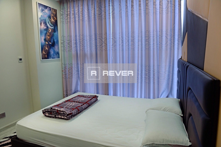  Officetel Vinhomes Golden River tầng cao mát mẻ, đầy đủ nội thất.