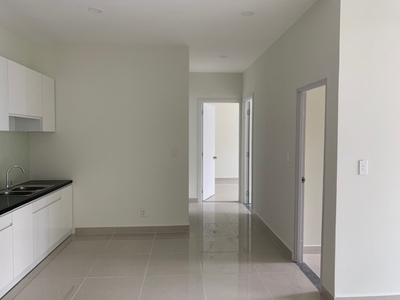 Căn hộ Topaz Elite, Quận 8 Căn hộ Topaz Elite ban công hướng Đông Nam, không kèm nội thất.