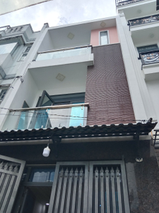 Nhà phố Lê Sắt, Tân Phú Nhà phố đường Lê Sắt 3 tầng, diện tích lên đến 140.7m2.
