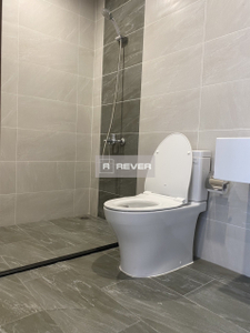  Căn hộ Vinhomes Grand Park tầng 16 nội thất cơ bản, view sông và thành phố thoáng mát