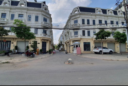 Đất nền Quận Tân Phú Đất nền khu Compound diện tích 60m2, hướng Đông Bắc mát mẻ.