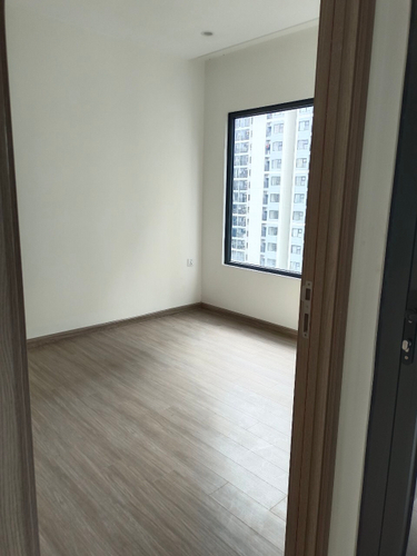  Căn hộ Vinhomes Grand Park hướng ban công đông bắc nội thất cơ bản diện tích 69m²