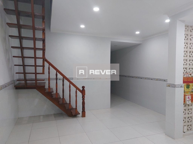  Nhà phố thiết kế 1 trệt, 1 lầu diện tích đất 60m2 rộng thoáng.