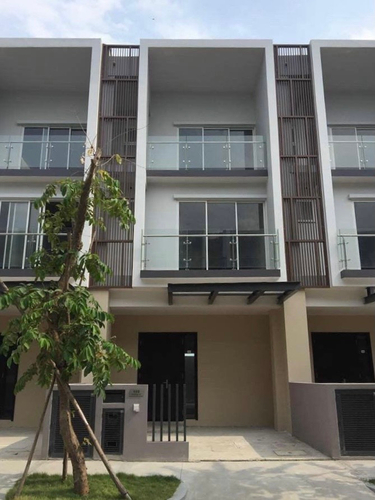 Nhà phố Quận 2 Nhà phố Palm Residence thiết kế 1 trệt, 2 lầu bàn giao đầy đủ nội thất.