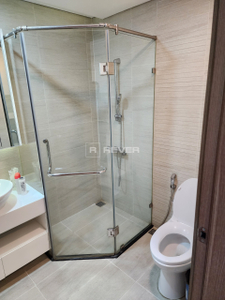 z4509955904228_520173d145a9cc709651c0382cc27c3c.jpg Căn hộ Vinhomes Central Park hướng ban công đông bắc đầy đủ nội thất diện tích 100m²