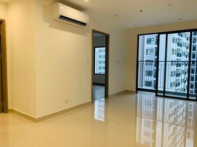  Căn hộ Vinhomes Grand Park hướng ban công tây bắc không có nội thất diện tích 59m²