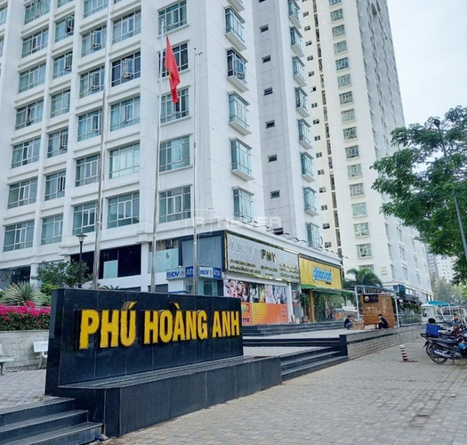  Căn hộ Phú Hoàng Anh hướng ban công tây nam đầy đủ nội thất diện tích 120m².