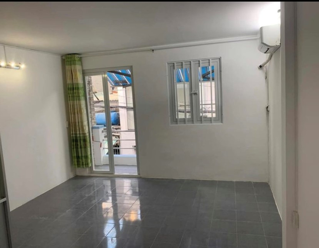 Nhà phố Quận Bình Tân Nhà phố thiết kế 1 trệt, 1 lầu kiên cố, hẻm rộng thông tứ hướng.