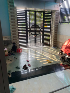 Nhà phố Huyện Hóc Môn Nhà phố diện tích đất 110m2 cửa hướng Đông đón gió mát mẻ.