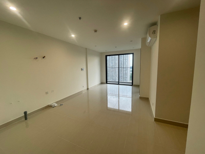 IMG_6399.HEIC Căn hộ Vinhomes Grand Park hướng ban công tây không có nội thất diện tích 67.8m².