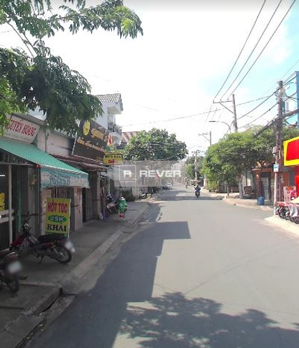  Nhà phố thiết kế 1 trệt, 1 gác lửng diện tích đất 69.7m2 rộng thoáng.