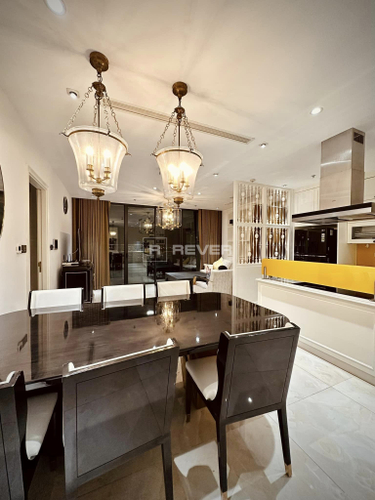  Căn hộ Vinhomes Golden River đầy đủ nội thất diện tích 118.5m²