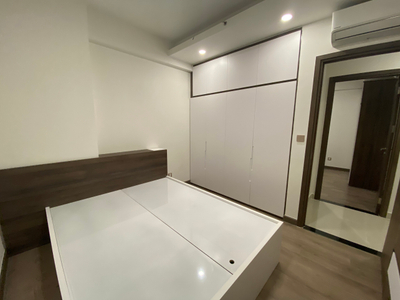 Căn hộ Q7 Boulevard, Quận 7 Căn hộ cao cấp Q7 Boulevard tầng 12, diện tích 70m2 nội thất cơ bản.