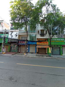 Nhà phố Quận Tân Bình Nhà mặt tiền đường Nguyễn Thái Bình, thiết kế 1 trệt và 4 lầu đúc chắc chắn.
