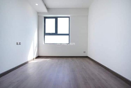  Căn hộ Q7 Boulevard hướng ban công nam nội thất cơ bản diện tích 57m².