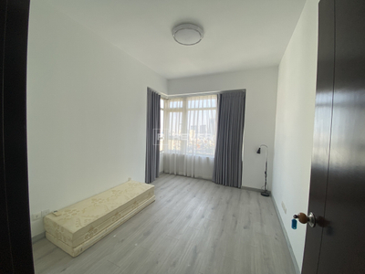  Cho thuê căn hộ 3PN tại Saigon Pearl hướng Bắc, diện tích 135m2