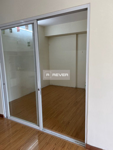 Căn hộ Fuji Residence, Quận 9 Căn hộ Fuji Residence tầng 3 có 1 phòng ngủ, nội thất cơ bản.