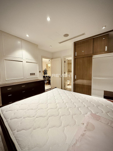  Căn hộ Vinhomes Golden River đầy đủ nội thất diện tích 118.5m²