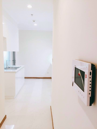 Căn hộ Vinhomes Central Park, Quận Bình Thạnh Căn hộ Vinhomes Central Park tầng 15 thiết kế 2 phòng ngủ, nội thất cơ bản.