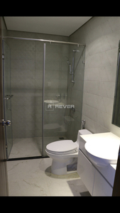  Căn hộ Vinhomes Central Park hướng Đông, diện tích 81.7m²