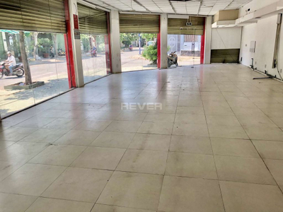 Mặt bằng kinh doanh Quận Bình Tân Mặt bằng kinh doanh có 2 mặt tiền thoáng mát, diện tích 147m2 vuông đẹp.