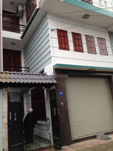Nhà phố đường Nguyễn Phúc Chu 1 trệt 3 lầu, 5 phòng riêng
