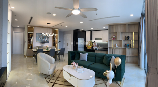  Căn hộ Vinhomes Golden River đầy đủ nội thất diện tích 121.8m²