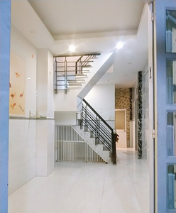 Nhà phố Quận 7 Nhà phố đường Huỳnh Tấn Phát diện tích 44m2, khu dân cư hiện hữu.