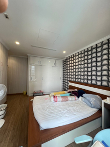 IMG_3691.JPG Căn hộ Vinhomes Central Park hướng ban công đông bắc đầy đủ nội thất diện tích 126.2m²