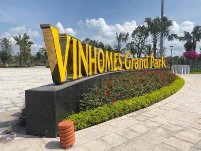  Căn hộ sân vườn Vinhomes Grand Park hướng ban công đông bắc nội thất cơ bản diện tích 69.2m²